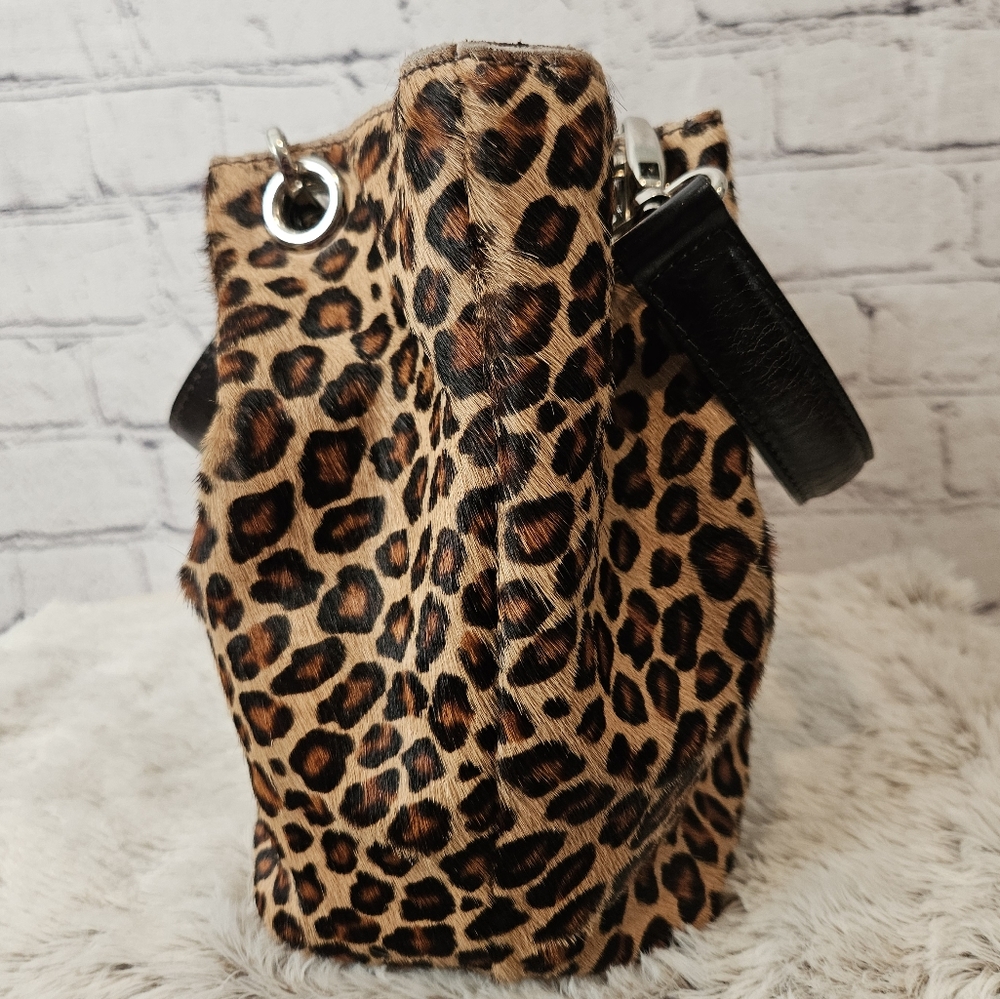 ⭐️ Maurizio Taiuti animal print calf hair bucket bag - Picture 4 of 12